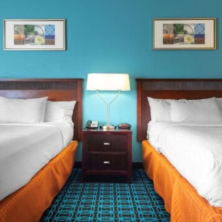 Chester Inn & Suites Sharonville Buitenkant foto