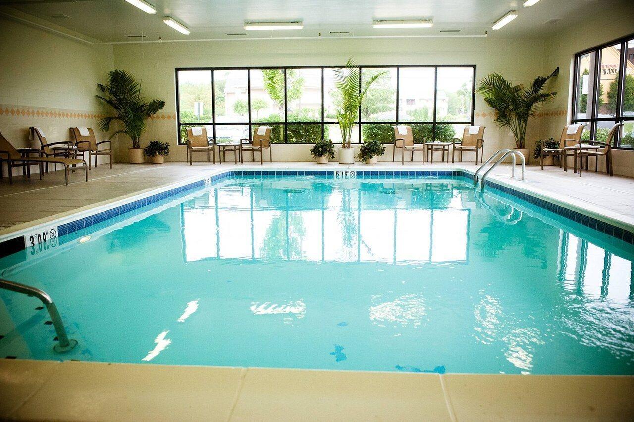 Chester Inn & Suites Sharonville Buitenkant foto