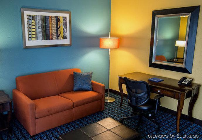 Chester Inn & Suites Sharonville Buitenkant foto